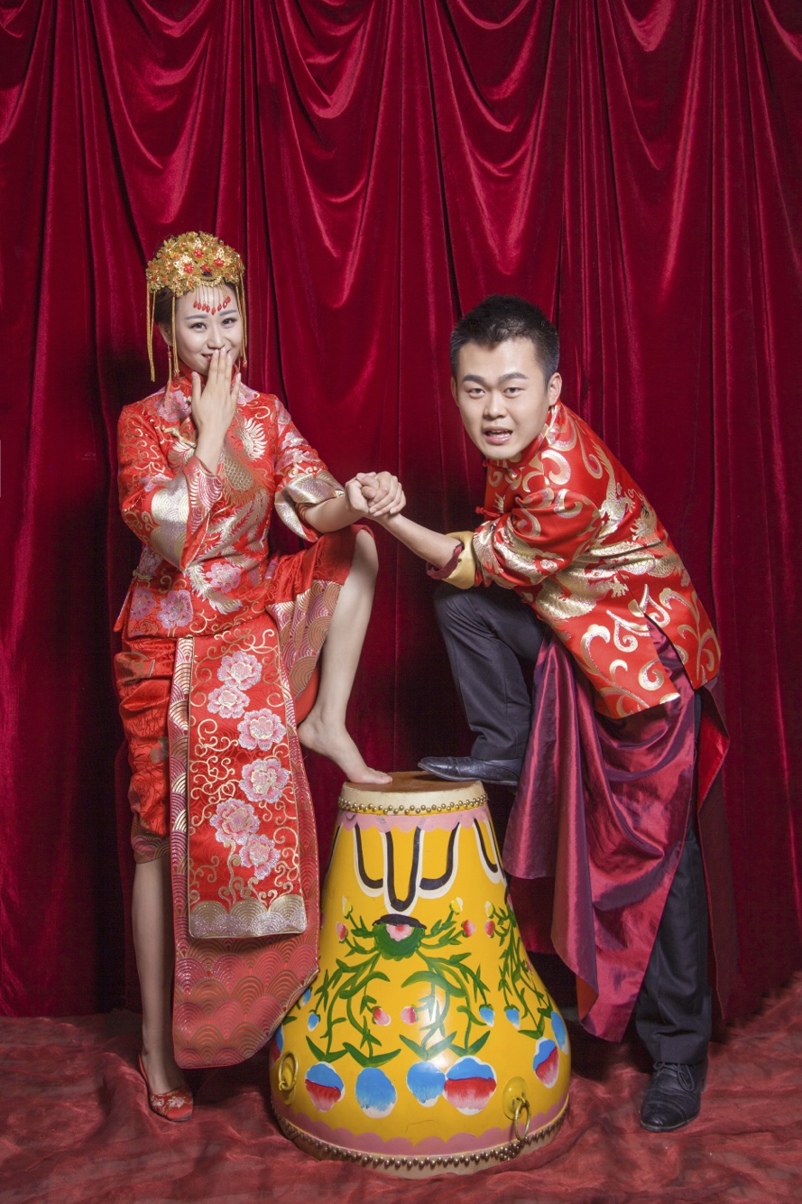 求助：婚礼当天的几套衣服怎么合理分配