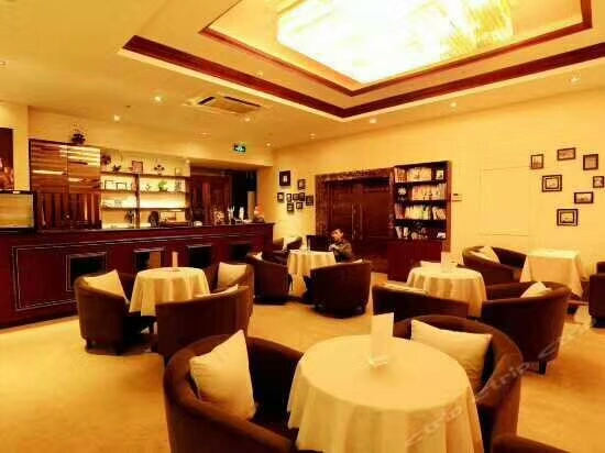 俊郎中央大酒店