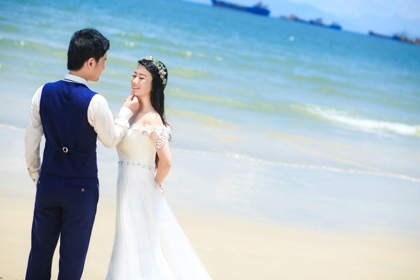 婚纱照中午出来啦！美美哒😍