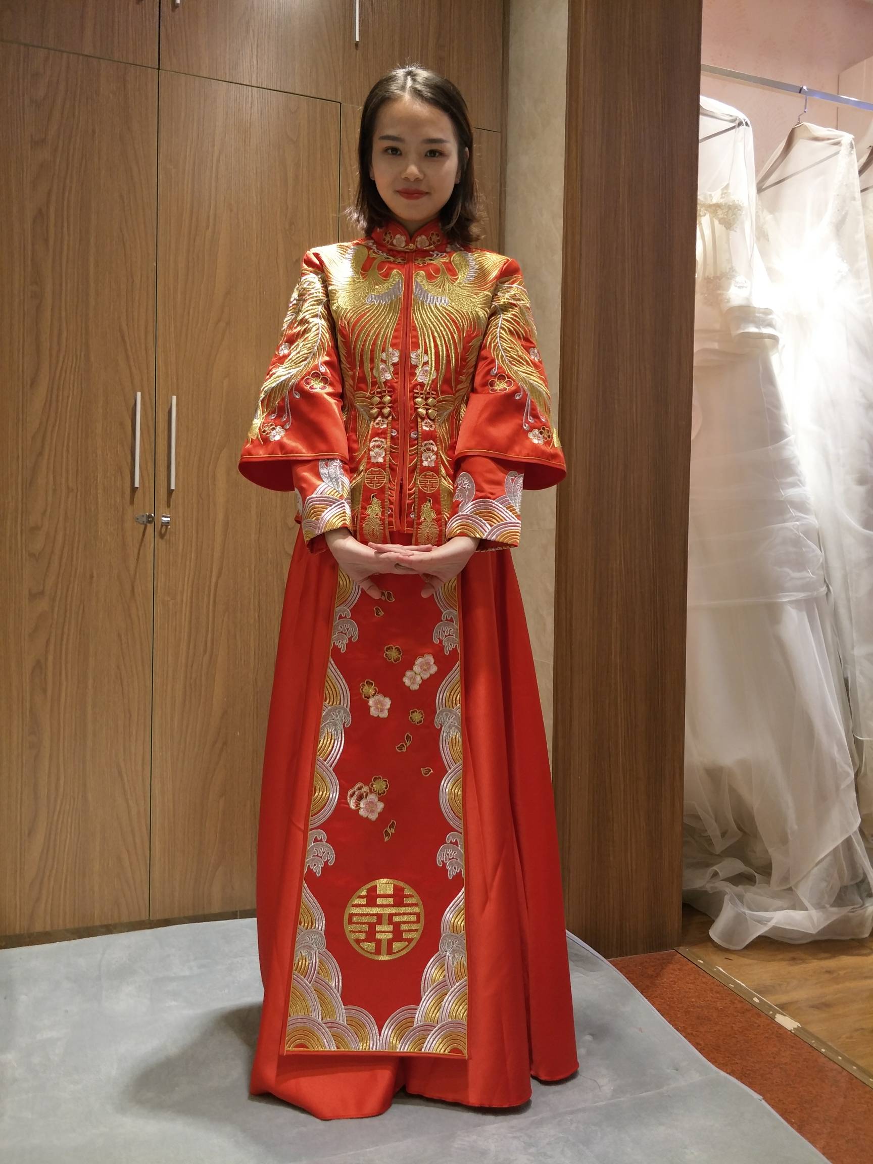 爱上婚纱礼服馆