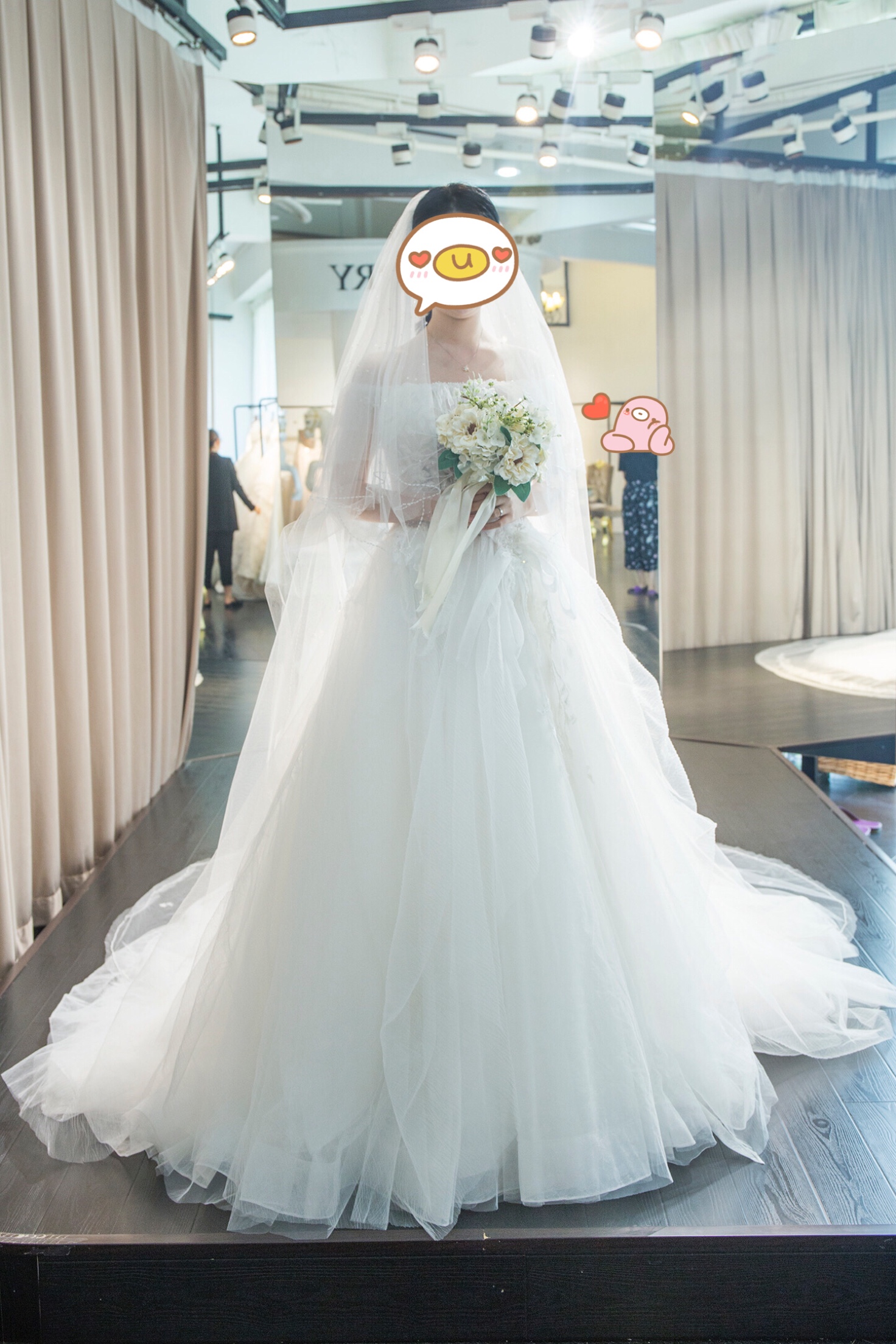 详细大婚礼服准备大全 月瘦8斤件件穿出小蛮腰