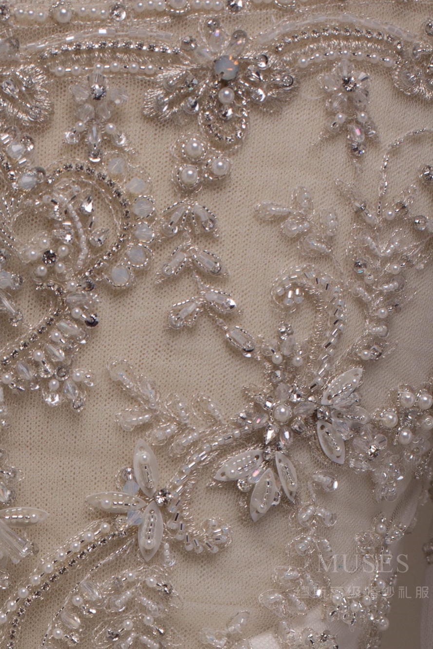 MUSE高级婚纱礼服