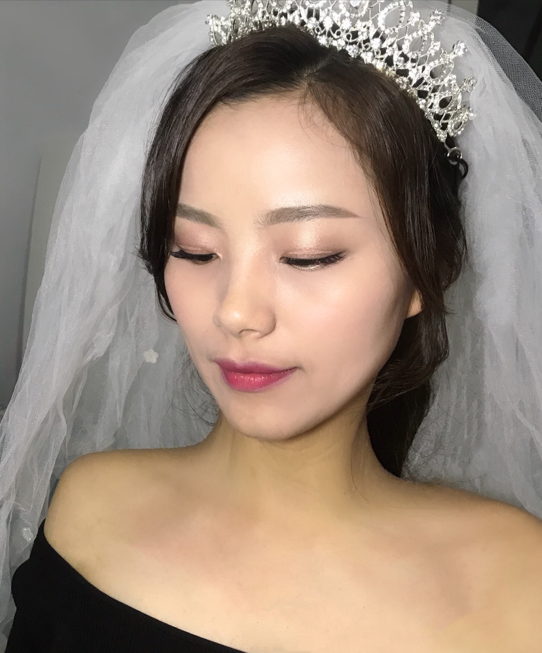 明月彩妆