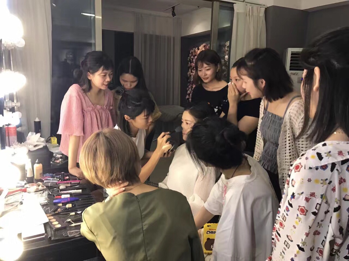 静静新娘造型馆