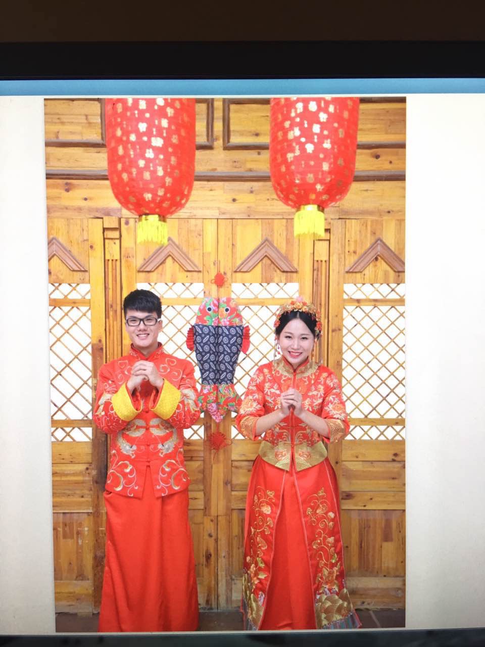 婚纱照[亲亲]