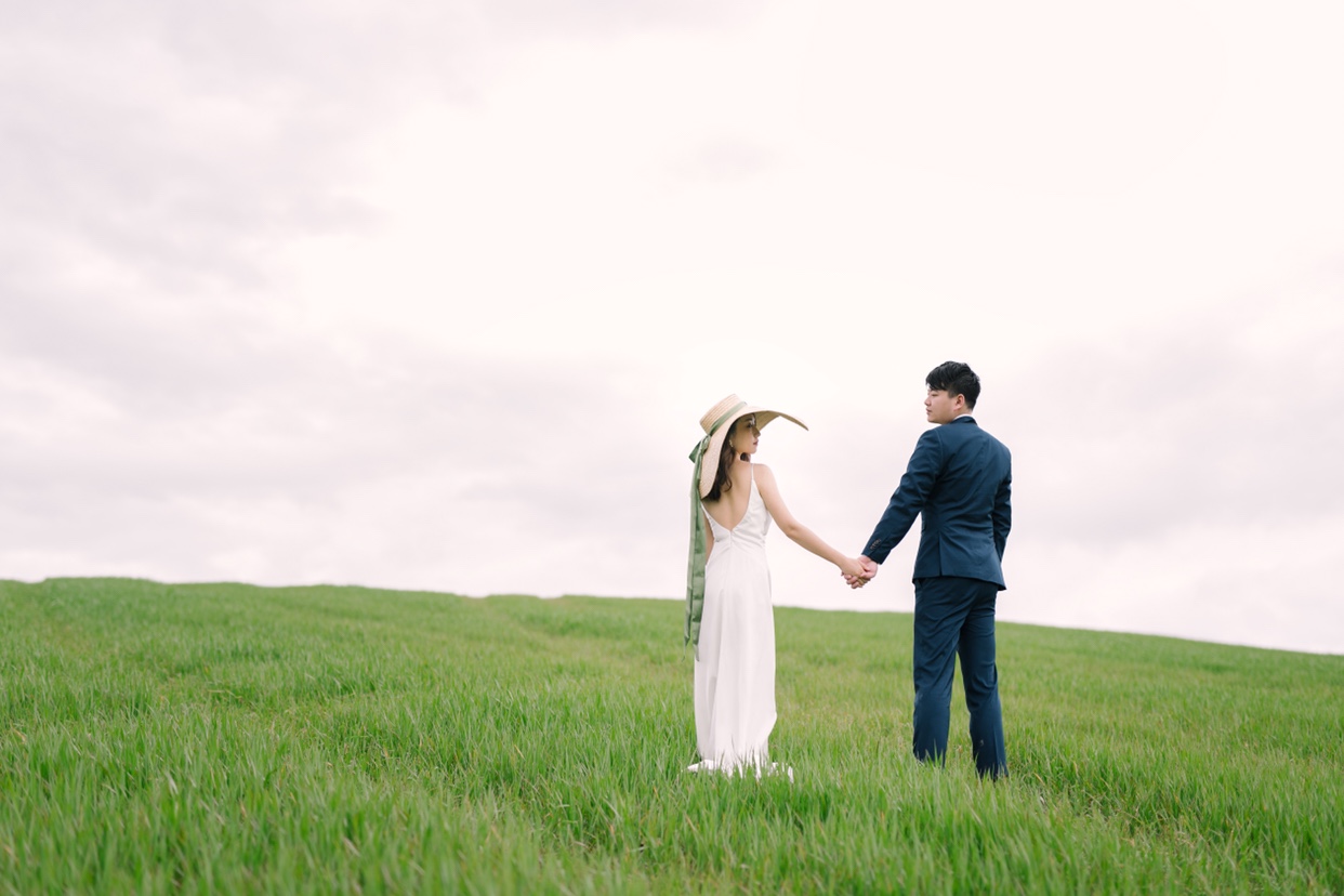 反套路！婚纱照不一定得穿着婚纱拍