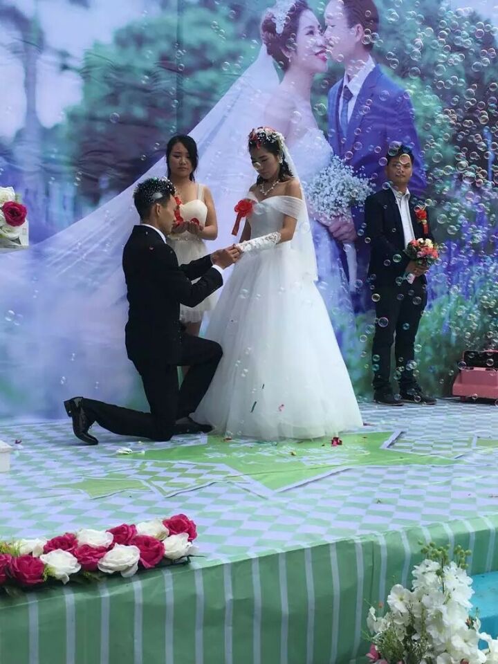 晒几张我婚期的图片[大笑][大笑]