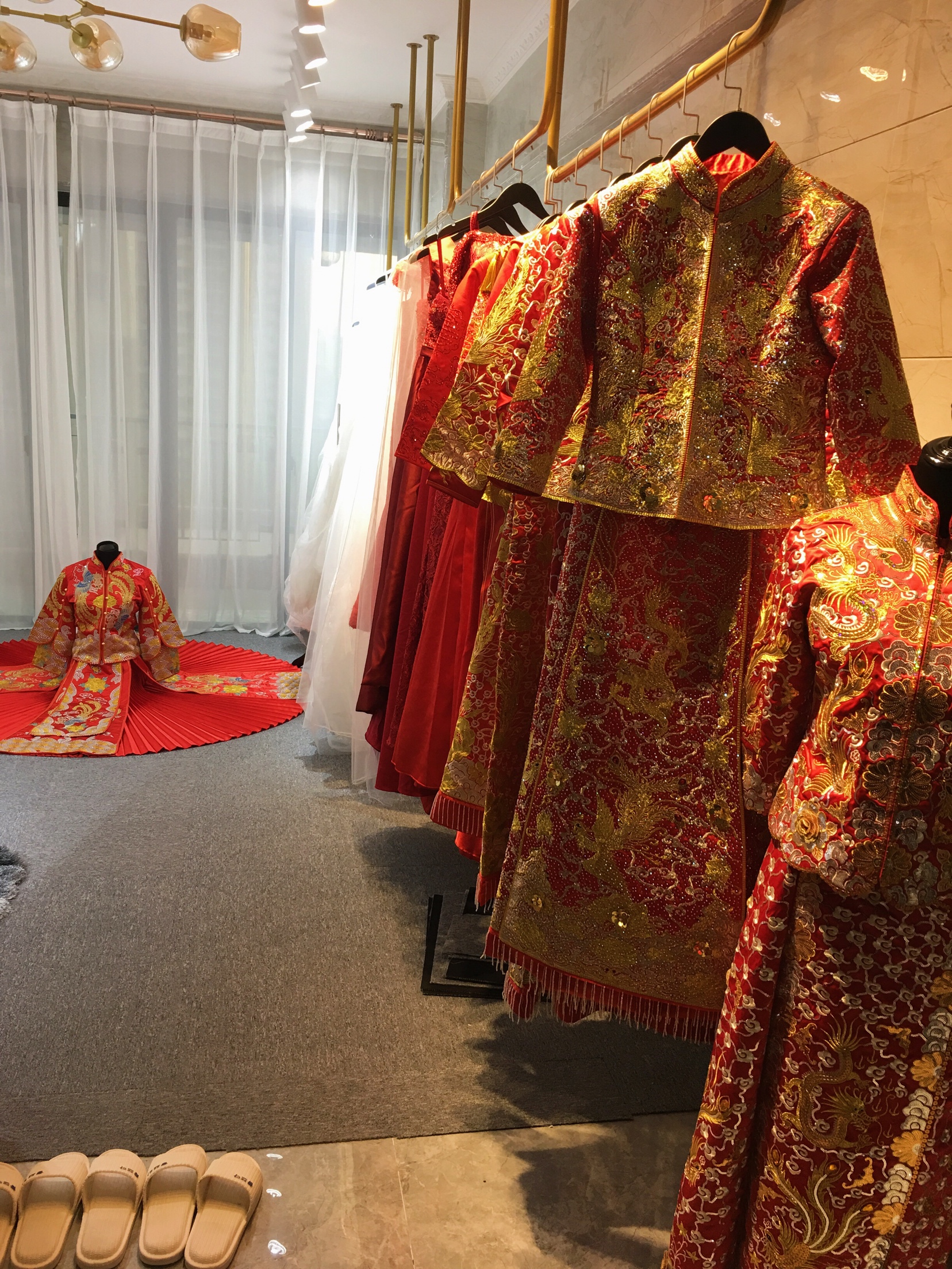 雨墨婚纱礼服造型工作室
