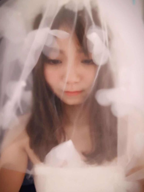 宝宝要结婚了，试纱试的好兴奋，帮我选选呗！