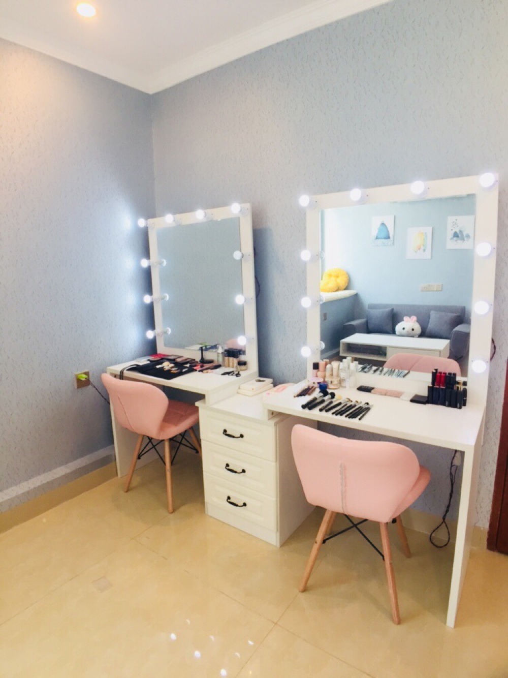 M.Y MakeUp