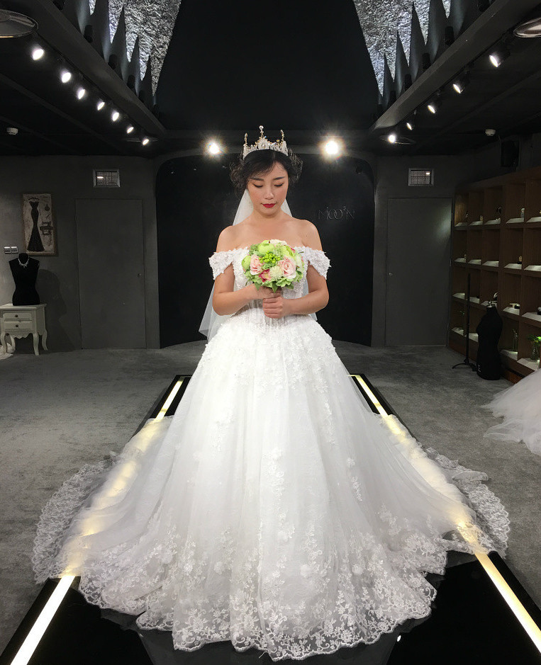 大胸妹子的小胸梦。。对你没有看错。。