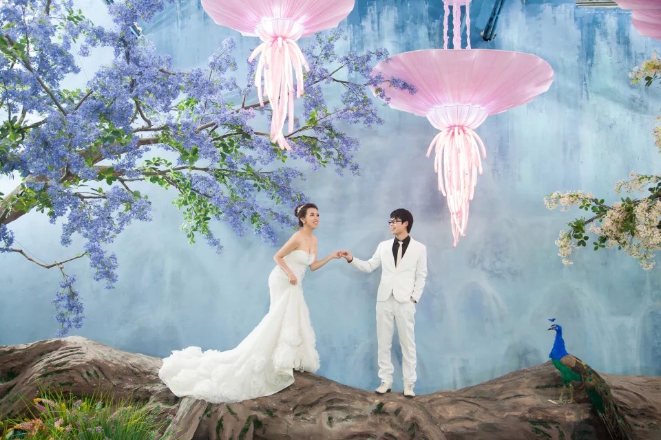 婚纱照新鲜出炉，大家看下值不值？