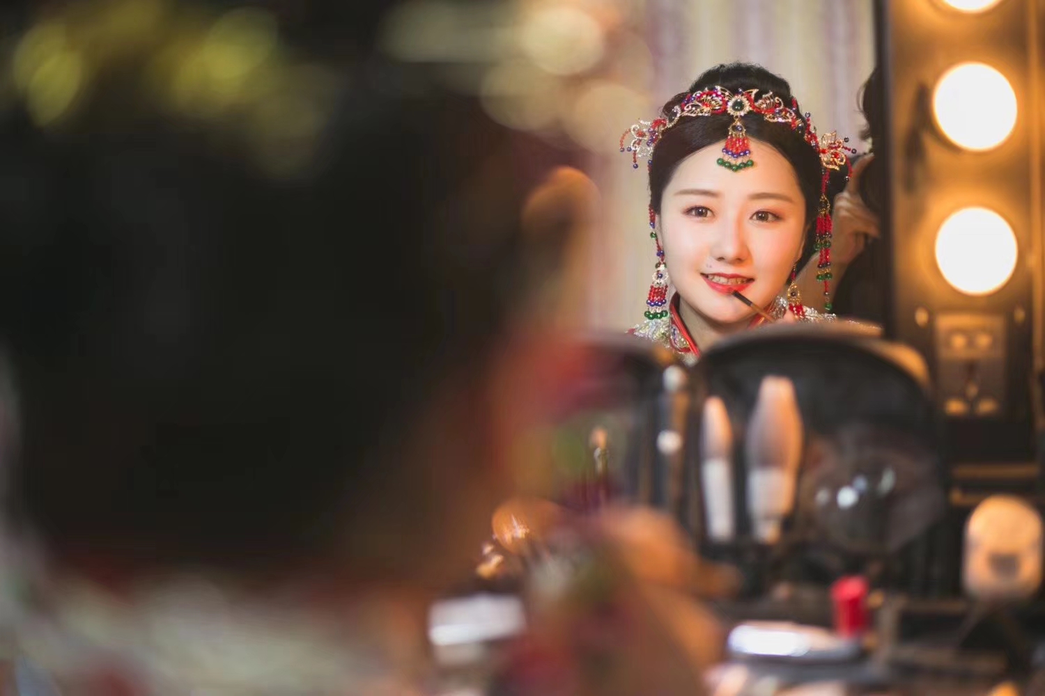 彩妆婚纱礼服