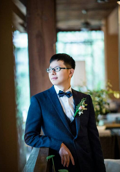 爱的礼成，我的小清新婚礼配了件霸气婚纱
