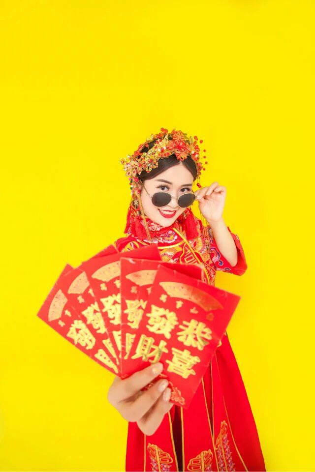婚照出来两个月了