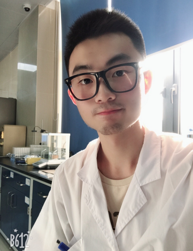 男友把我迷得不要不要，闺蜜却说我男友长得丑