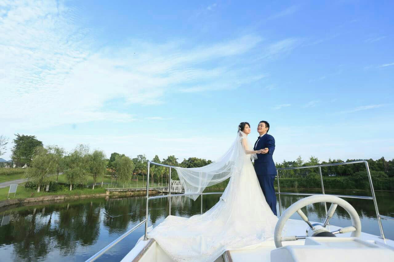 婚纱照片