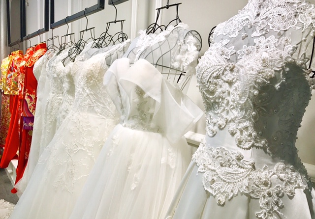 信州区禧阁婚纱店