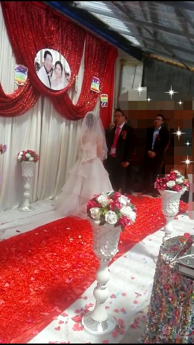 五一刚结完婚,婚纱,敬酒服,新鞋 全部转卖。