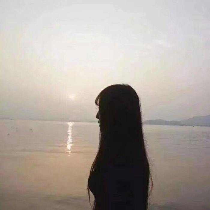 清晨的阳光丶