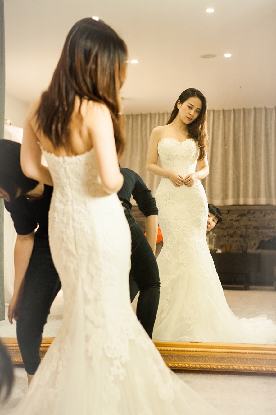 0元搞定婚纱？试款8件鱼尾1秒显曲线