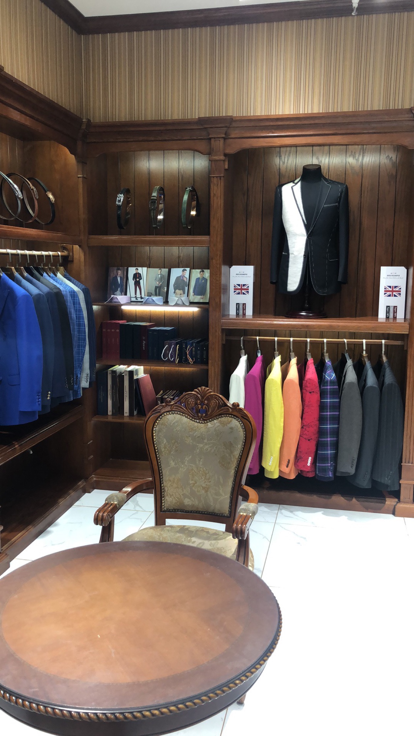 普诺普西服定制店