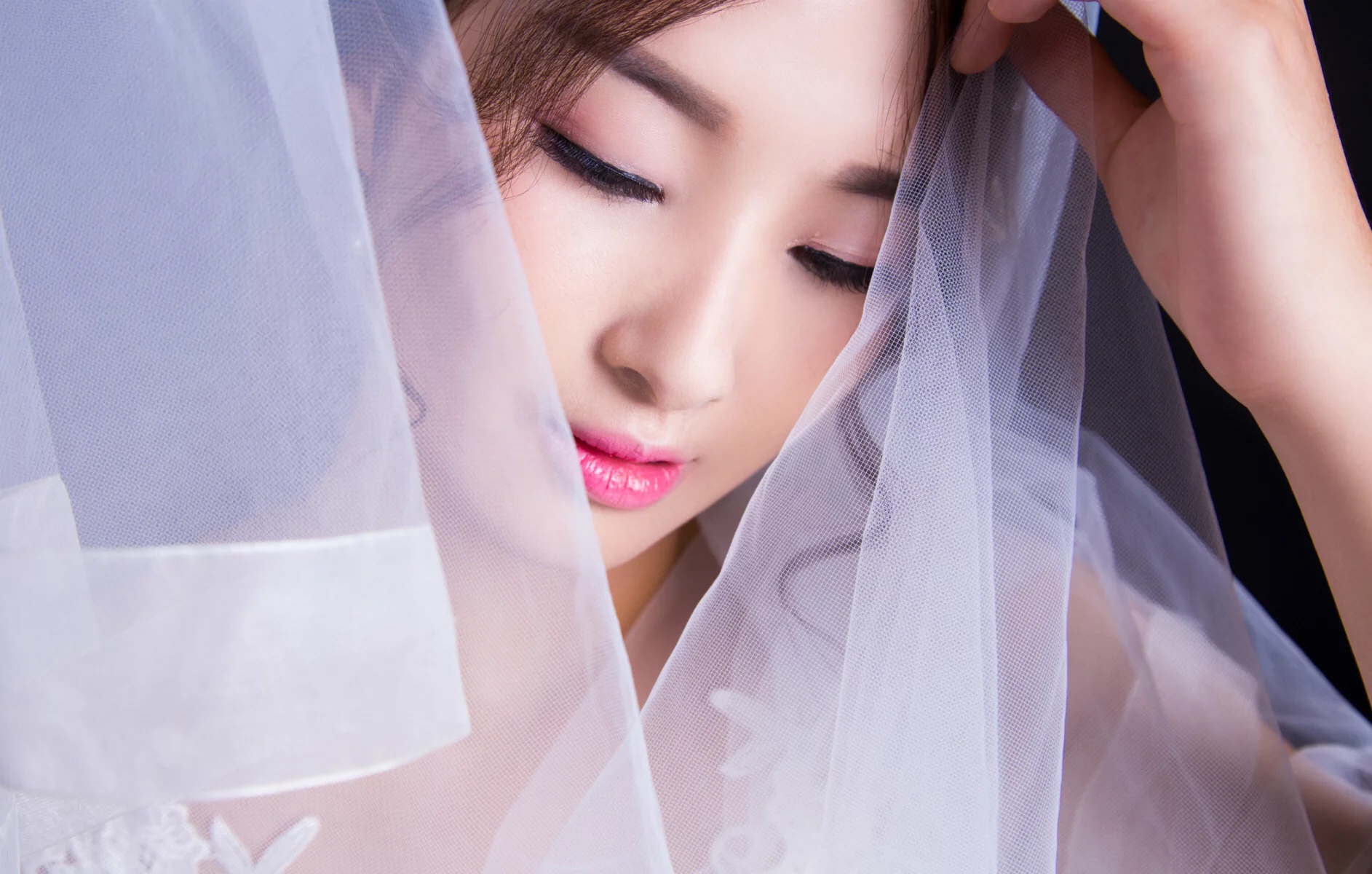 婚纱照之前的情侣写真吧