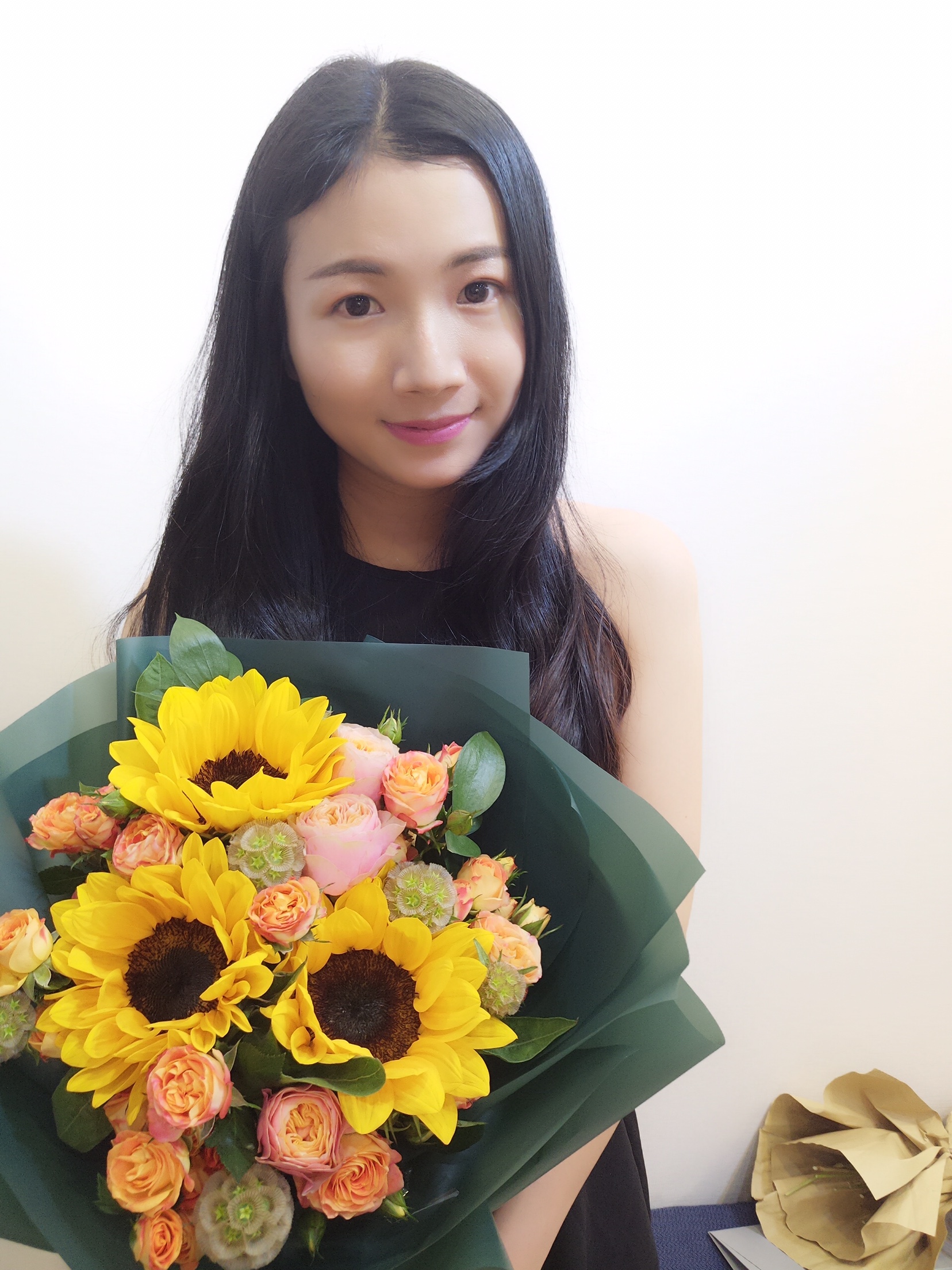 辛妮亚美妆美甲