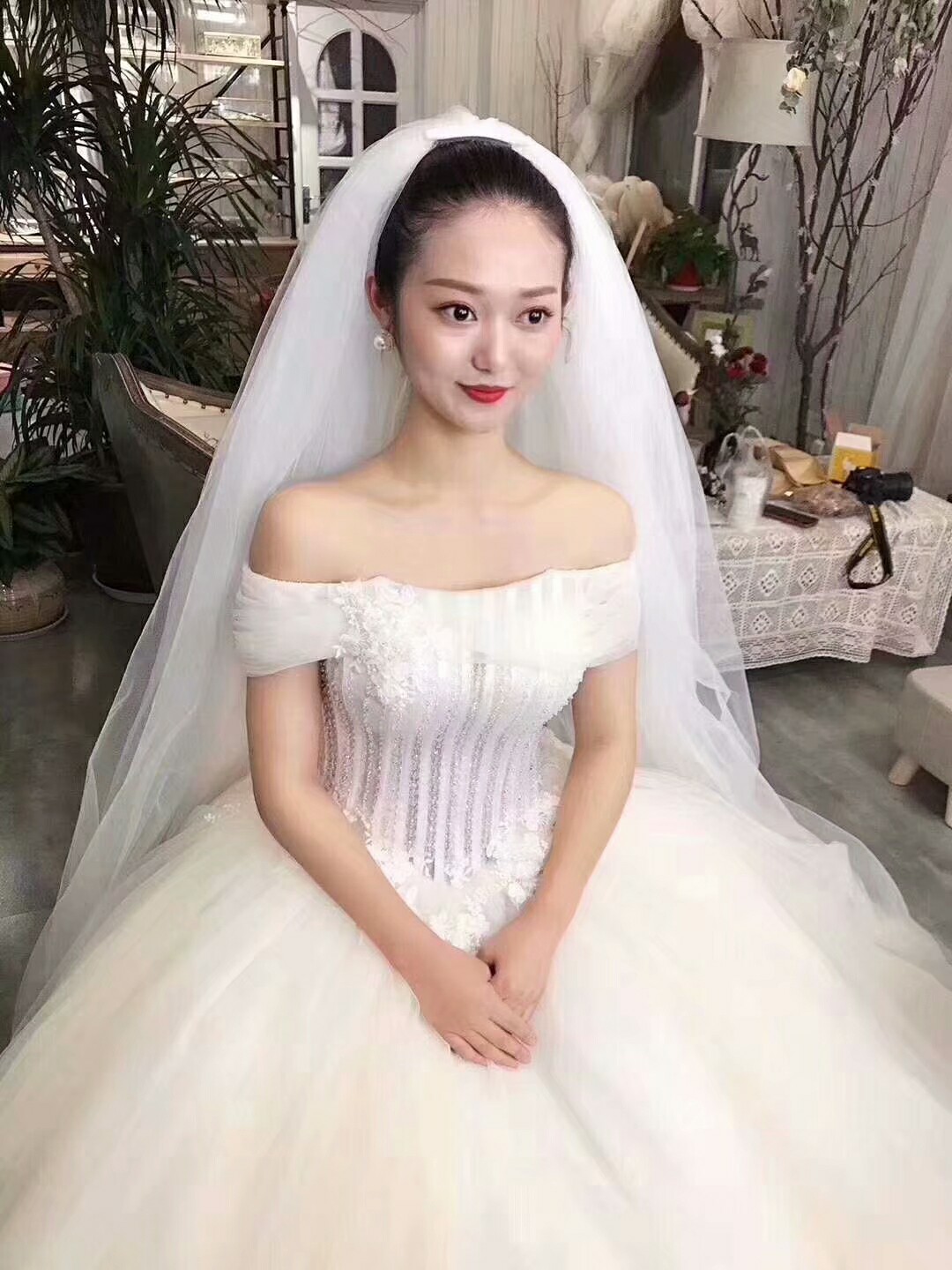 艾慕婚纱礼服馆