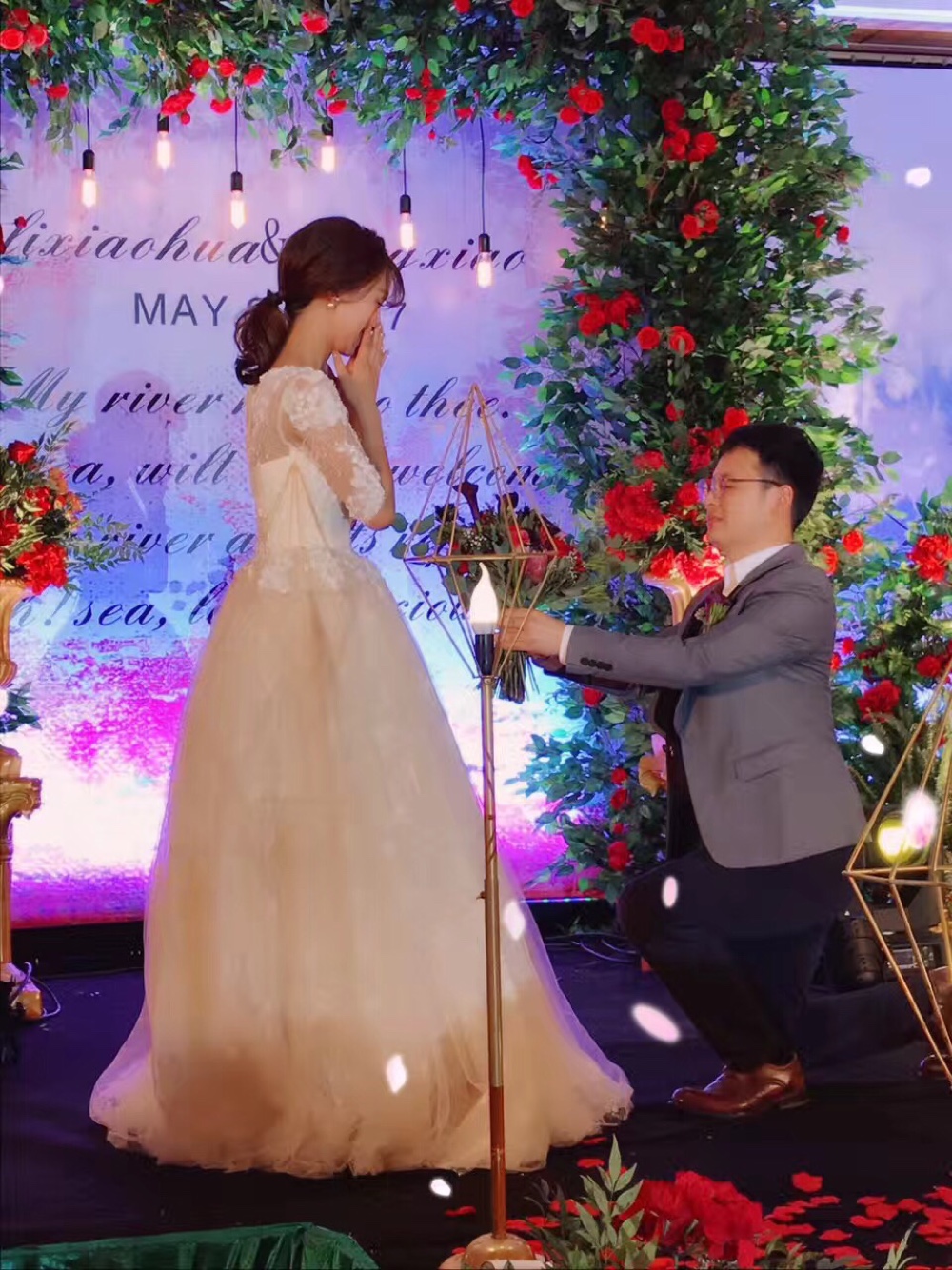 MUSE高级婚纱礼服