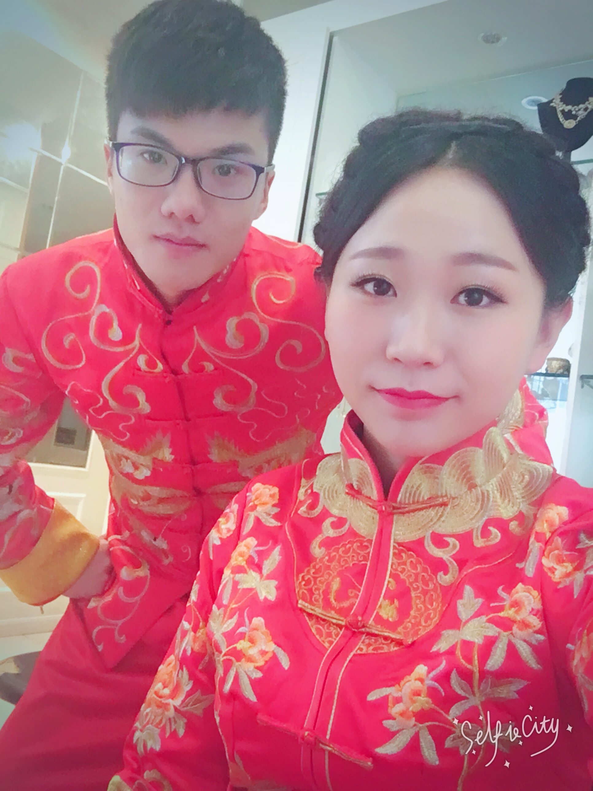 婚纱照[亲亲]