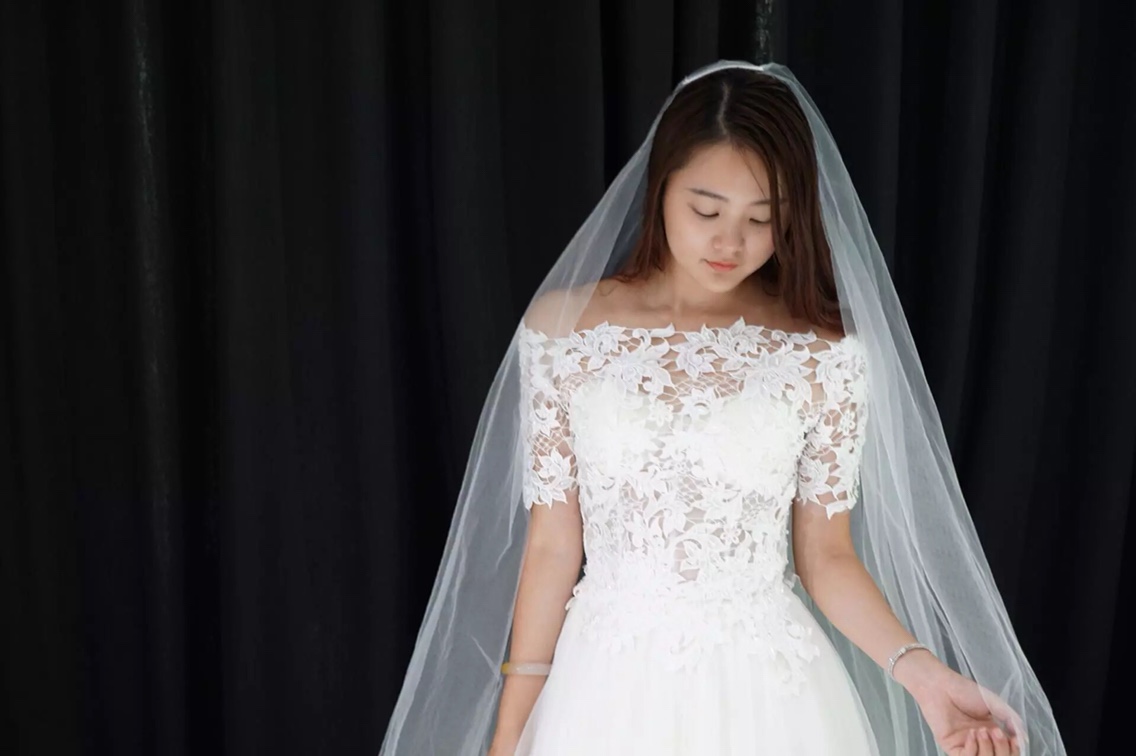 蚊子妹妹教你如何选婚纱