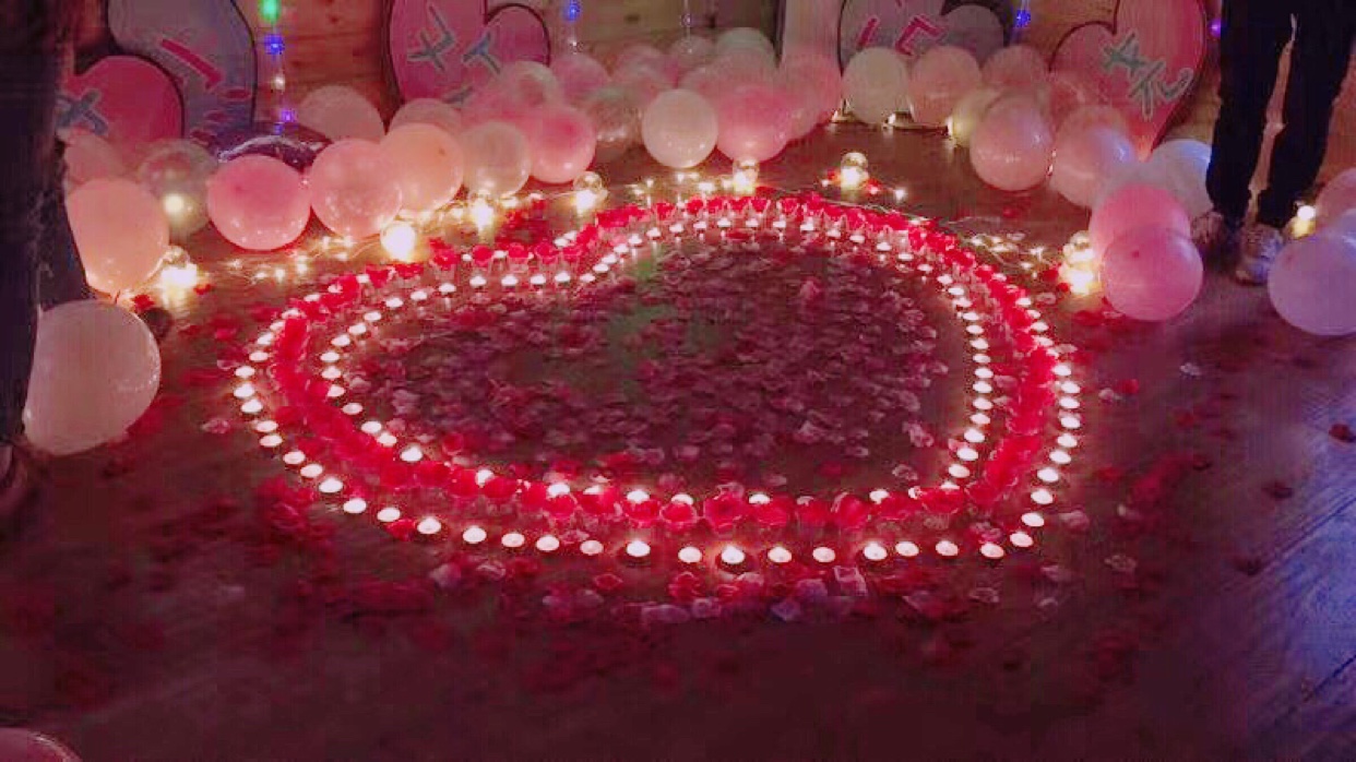 以为都领证了，他不会跟我求婚了，结果泪奔了[大哭][大哭][大哭]
