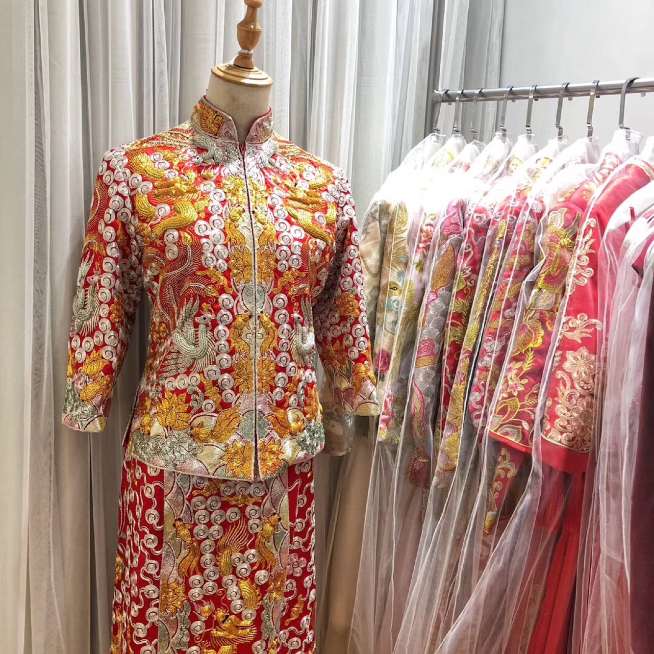 Jo Chan婚纱礼服店