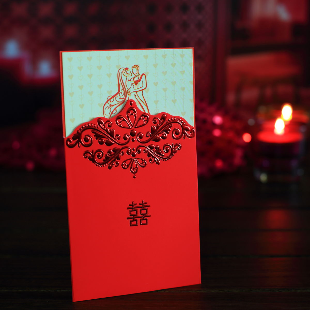 電子請(qǐng)柬與紙質(zhì)請(qǐng)柬優(yōu)缺點(diǎn)比較