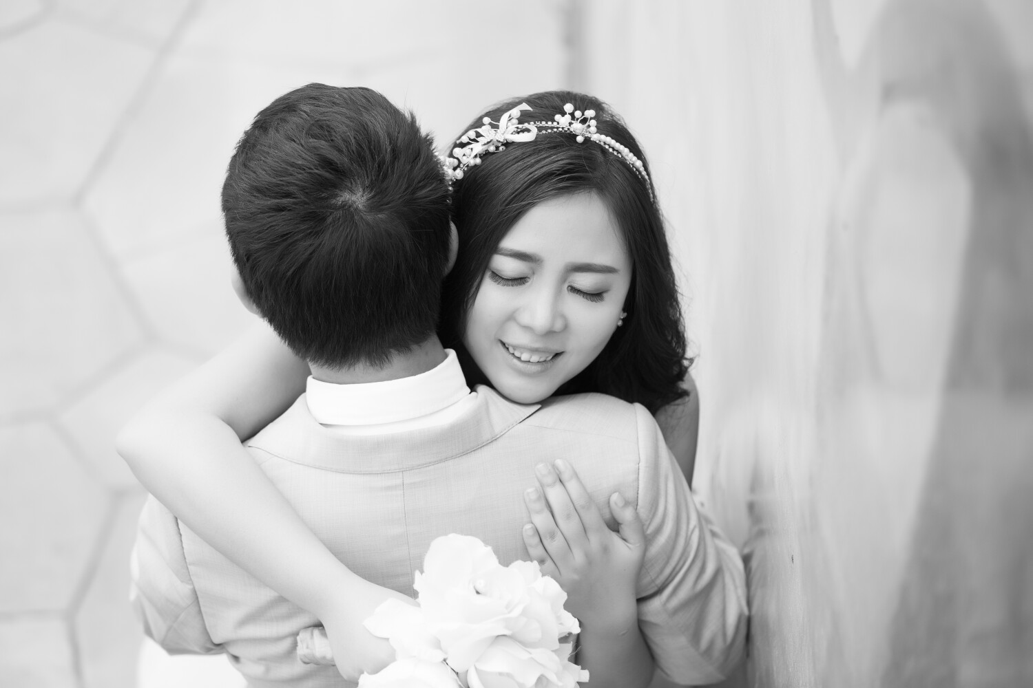 发一下婚纱照…终于婚礼前一周拿到了…