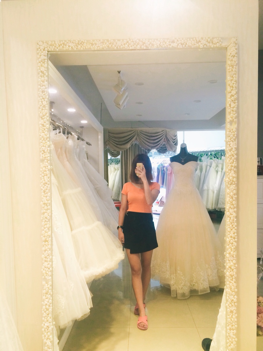 各式各样的婚纱～