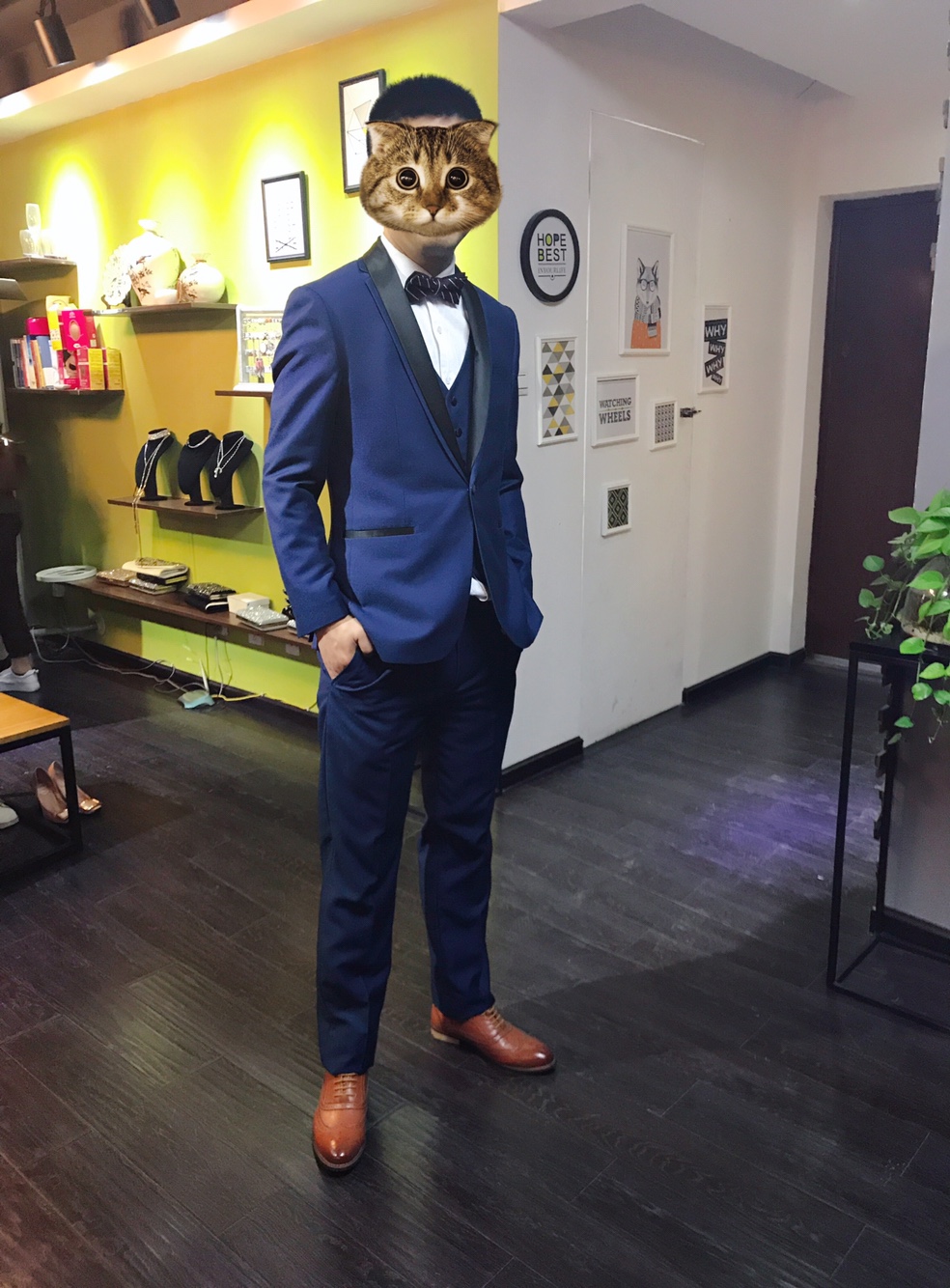 婚礼当天新郎穿几套？1套撑全场
