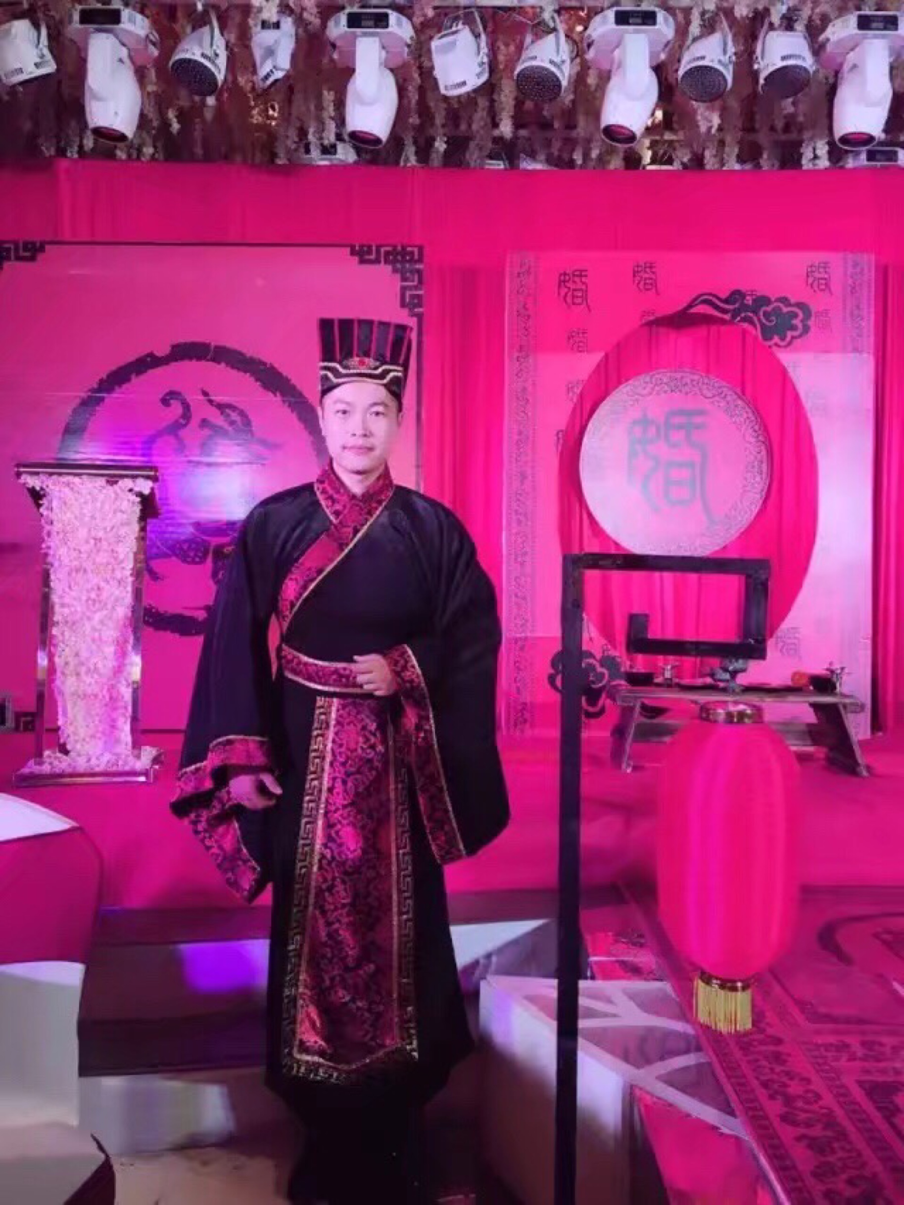 中国同庆主持团 喻忠谭