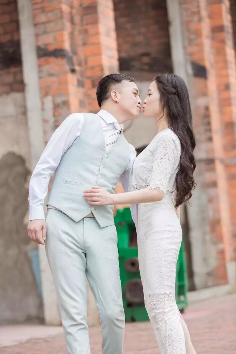 还在纠结什么时候结婚，先曝个婚纱照吧，期望值太高，总觉得不好看