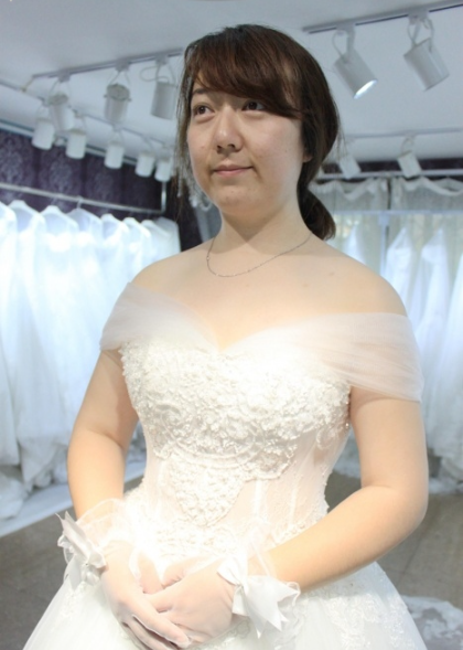 胖女生也能穿美美的婚纱