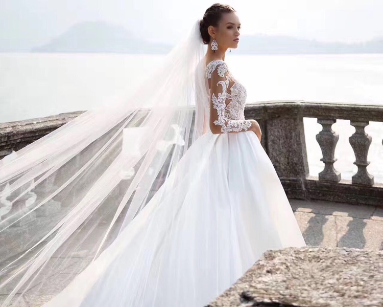 MUSE高级婚纱礼服