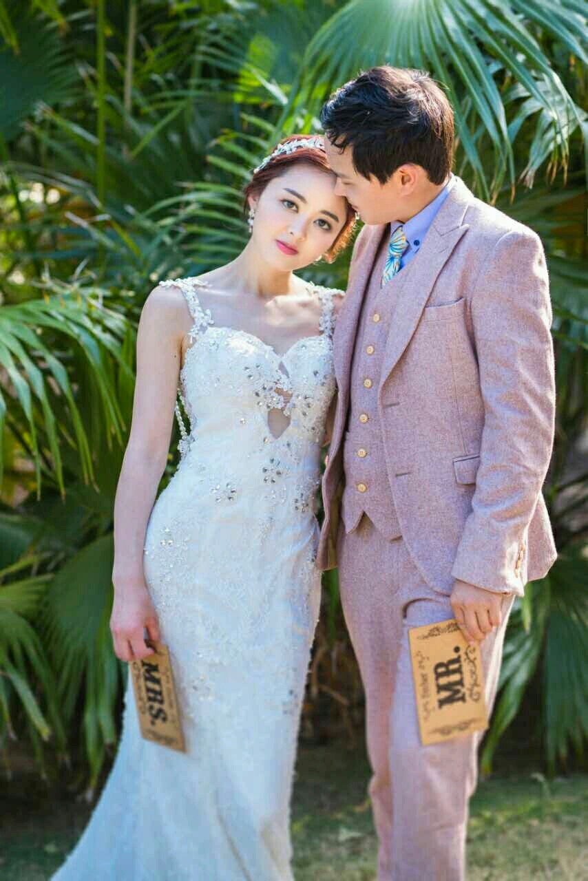 晒晒我们的结婚照，本人懒癌晚期，嘻嘻