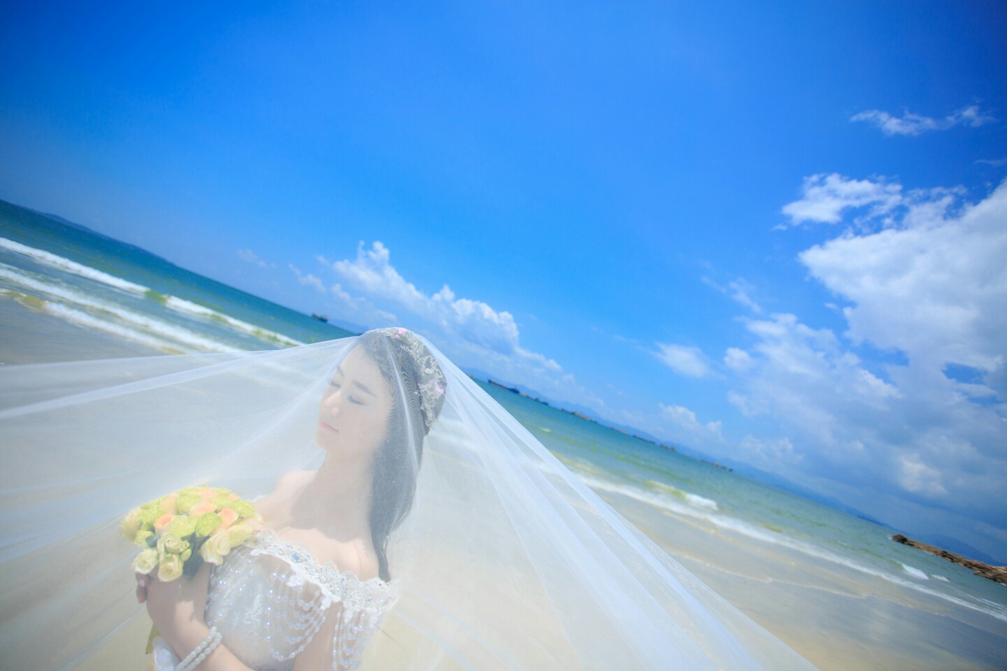 婚纱照中午出来啦！美美哒😍