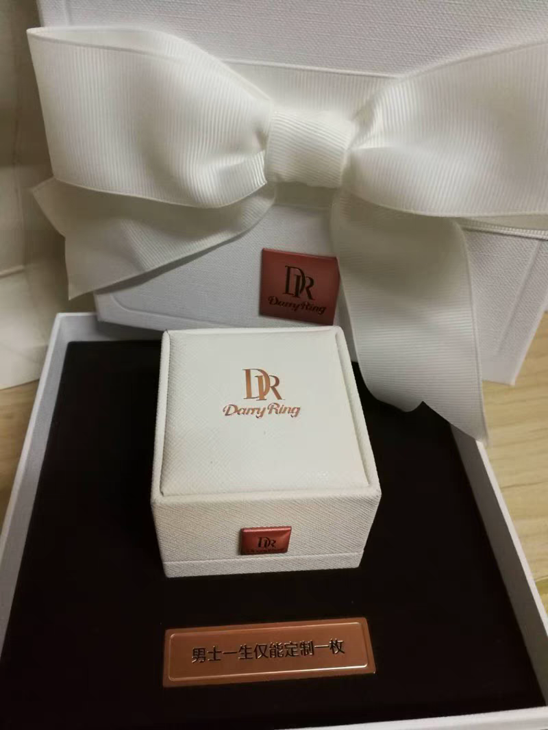 #备婚分享#闪耀DR钻戒，求婚怎能不成功！