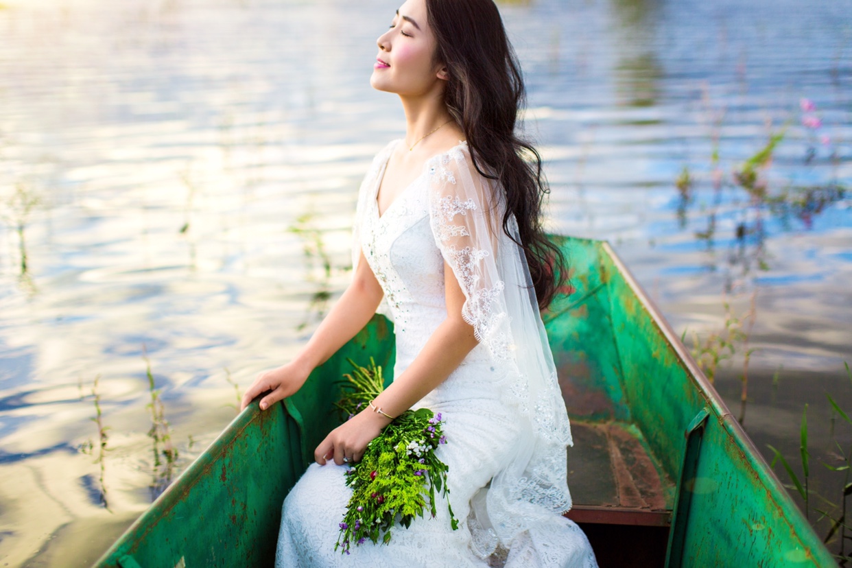 先森心心念念的第二套婚照终于出炉咯