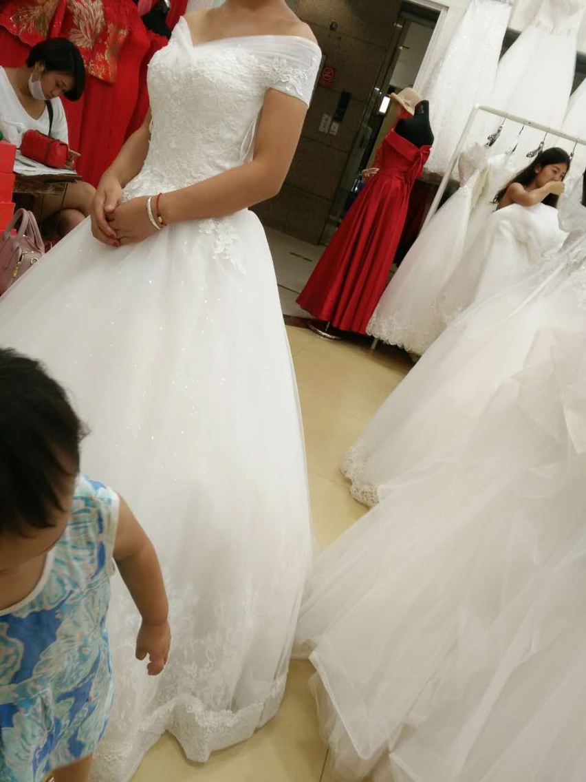 婚纱定制中