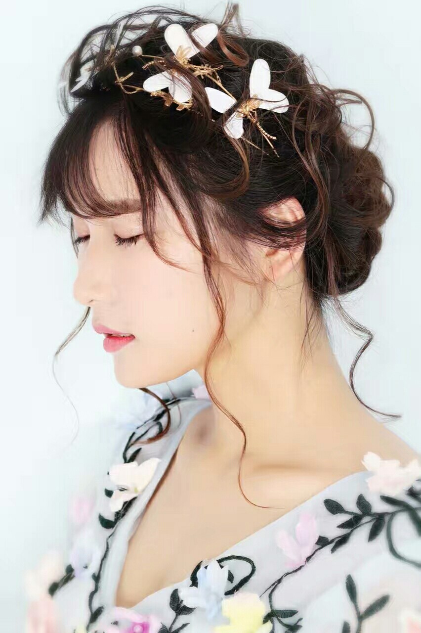 婳祎彩妆
