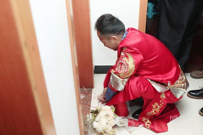 大婚时间安排不充裕，我差点误了吉时！