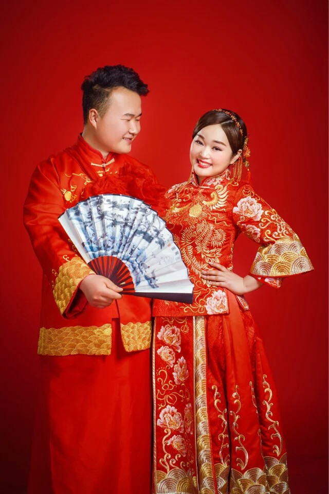 期待很久的婚纱照出来了给大家分享一下